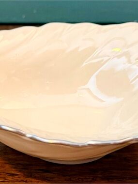 Vintage Lenox Ivory Porcelain Dove Open Candy Dish with Laurel Logo 8”